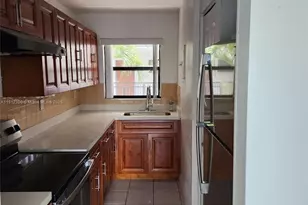 [Address not provided], Miami, FL 33161 - Photo 3