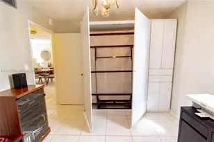 1621 Collins Ave, Miami Beach, FL 33139 - Photo 17