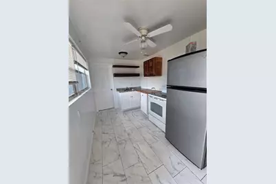 2124 S Beech Rd, West Palm Beach, FL 33409 - Photo 5