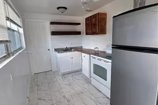 2124 S Beech Rd, West Palm Beach, FL 33409 - Photo 5