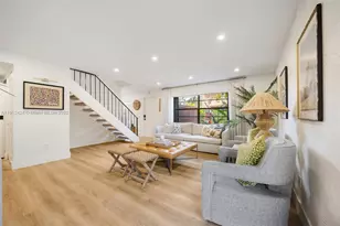 11537 SW 64th St, Miami, FL 33173 - Photo 3