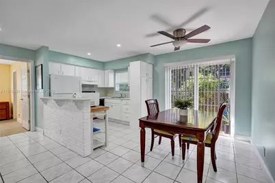720 SE 15th St #2R, Fort Lauderdale, FL 33316 - Photo 11