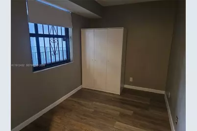 546 SW 1st St #612, Miami, FL 33130 - Photo 11