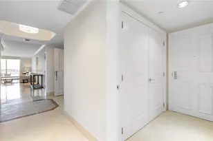 6000 Island Blvd, Aventura, FL 33160 - Photo 41