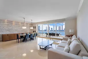 6000 Island Blvd, Aventura, FL 33160 - Photo 21