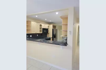 2750 34th Ave #9G, Hollywood, FL 33021 - Photo 1