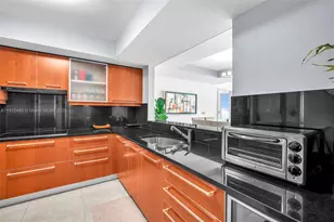 1331 Brickell Bay Dr, Miami, FL 33131 - Photo 29