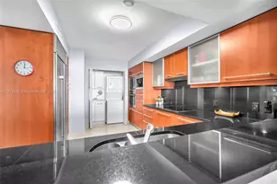 1331 Brickell Bay Dr, Miami, FL 33131 - Photo 31