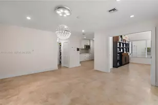 1601 Bay Rd, Miami Beach, FL 33139 - Photo 3