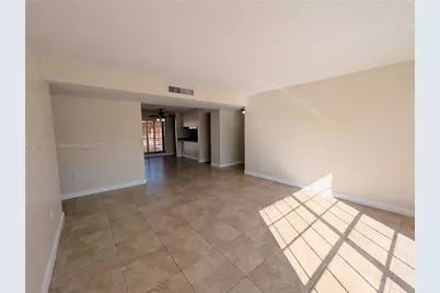 7230 Fairway Dr #F4, Miami Lakes, FL 33014 - Photo 3