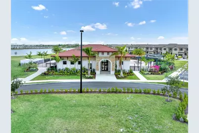 10630 W 33rd Way, Hialeah, FL 33018 - Photo 21