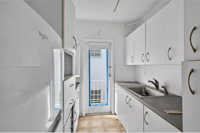 1334 Euclid Ave #9, Miami Beach, FL 33139 - Photo 3
