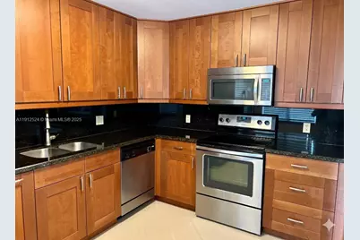 16531 Blatt Blvd #101, Weston, FL 33326 - Photo 3