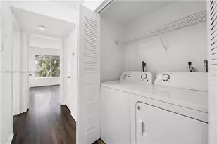 2361 NW 33rd St, Oakland Park, FL 33309 - Photo 11