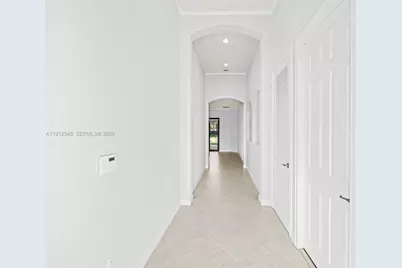 8771 NW 41st St, Cooper City, FL 33024 - Photo 5