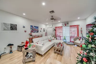 7440 Fillmore St, Hollywood, FL 33024 - Photo 9