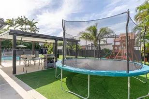 20140 SW 132nd Ave, Miami, FL 33177 - Photo 37