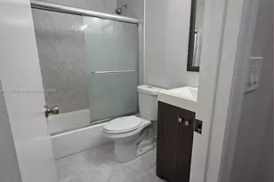 111 SW 113th Ave, Sweetwater, FL 33174 - Photo 9