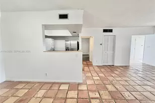 14901 SW 4th St, Pembroke Pines, FL 33027 - Photo 7