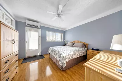 900 SW 10th Ter #8S, Hallandale Beach, FL 33009 - Photo 13