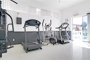 900 SW 10th Terrace, Hallandale Beach, FL 33009 - Photo 27