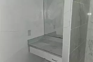 14710 NE 5th Ct, Miami, FL 33161 - Photo 5