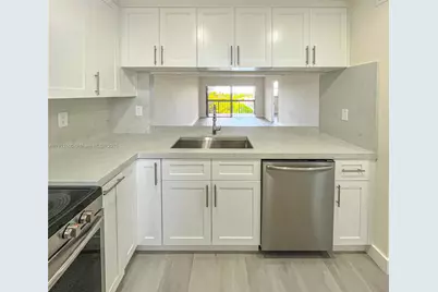 10315 NW 9th St Cir #502-14, Miami, FL 33172 - Photo 7