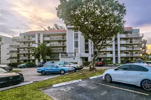 10315 NW 9th St Cir, Miami, FL 33172 - Photo 61