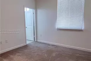 561 NE 208th Terrace, Miami, FL 33179 - Photo 29