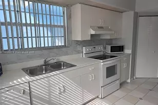 2043 SE 26th Ln, Homestead, FL 33035 - Photo 5