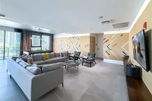 121 NE 34th St, Miami, FL 33137 - Photo 23