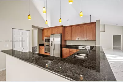 1200 NW 161st Ave, Pembroke Pines, FL 33028 - Photo 15