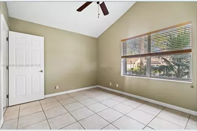 1200 NW 161st Ave, Pembroke Pines, FL 33028 - Photo 25