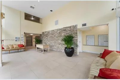 1350 NW 8th Ct #5, Miami, FL 33136 - Photo 13