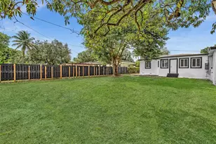 141 NW 89th St, El Portal, FL 33150 - Photo 39