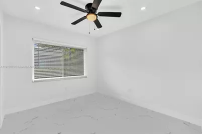 141 NW 89th St, El Portal, FL 33150 - Photo 13