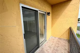 4705 NW 7th St, Miami, FL 33126 - Photo 5