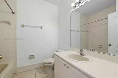 1658 SE 28th Ct #200, Homestead, FL 33035 - Photo 13