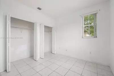 1658 SE 28th Ct #200, Homestead, FL 33035 - Photo 15