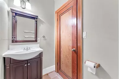 1514 Capri St, Coral Gables, FL 33134 - Photo 15