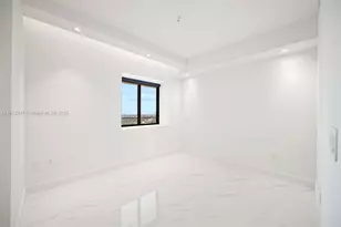 700 NE 24th St, Miami, FL 33137 - Photo 25