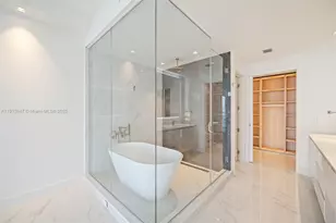 700 NE 24th St, Miami, FL 33137 - Photo 11