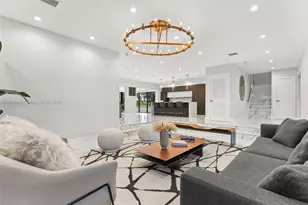 19035 E St Andrews Dr, Hialeah, FL 33015 - Photo 15