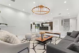 19035 E St Andrews Dr, Hialeah, FL 33015 - Photo 13