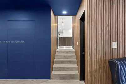 19035 E Saint Andrews Dr, Hialeah, FL 33015 - Photo 31