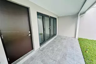 7157 W 19th Ct, Hialeah, FL 33014 - Photo 15