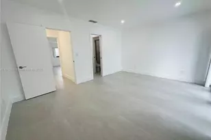 7157 W 19th Ct, Hialeah, FL 33014 - Photo 31