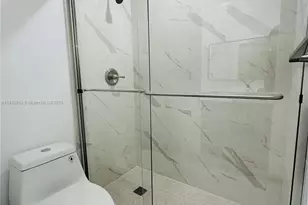 7157 W 19th Ct, Hialeah, FL 33014 - Photo 29