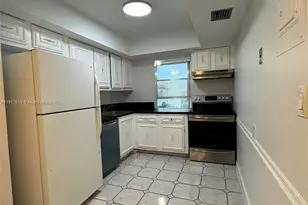 851 Three Islands Boulevard, Hallandale Beach, FL 33009 - Photo 21