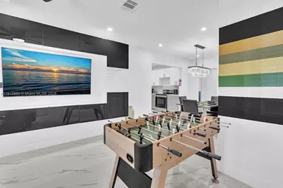 797 NW 35th St, Miami, FL 33127 - Photo 7